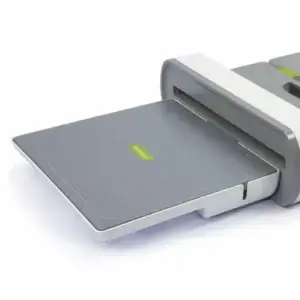 Electronic craft cutter with gray cutting mat